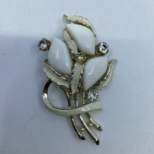 Vtg Coro white lucite enamel rhinestone brooch